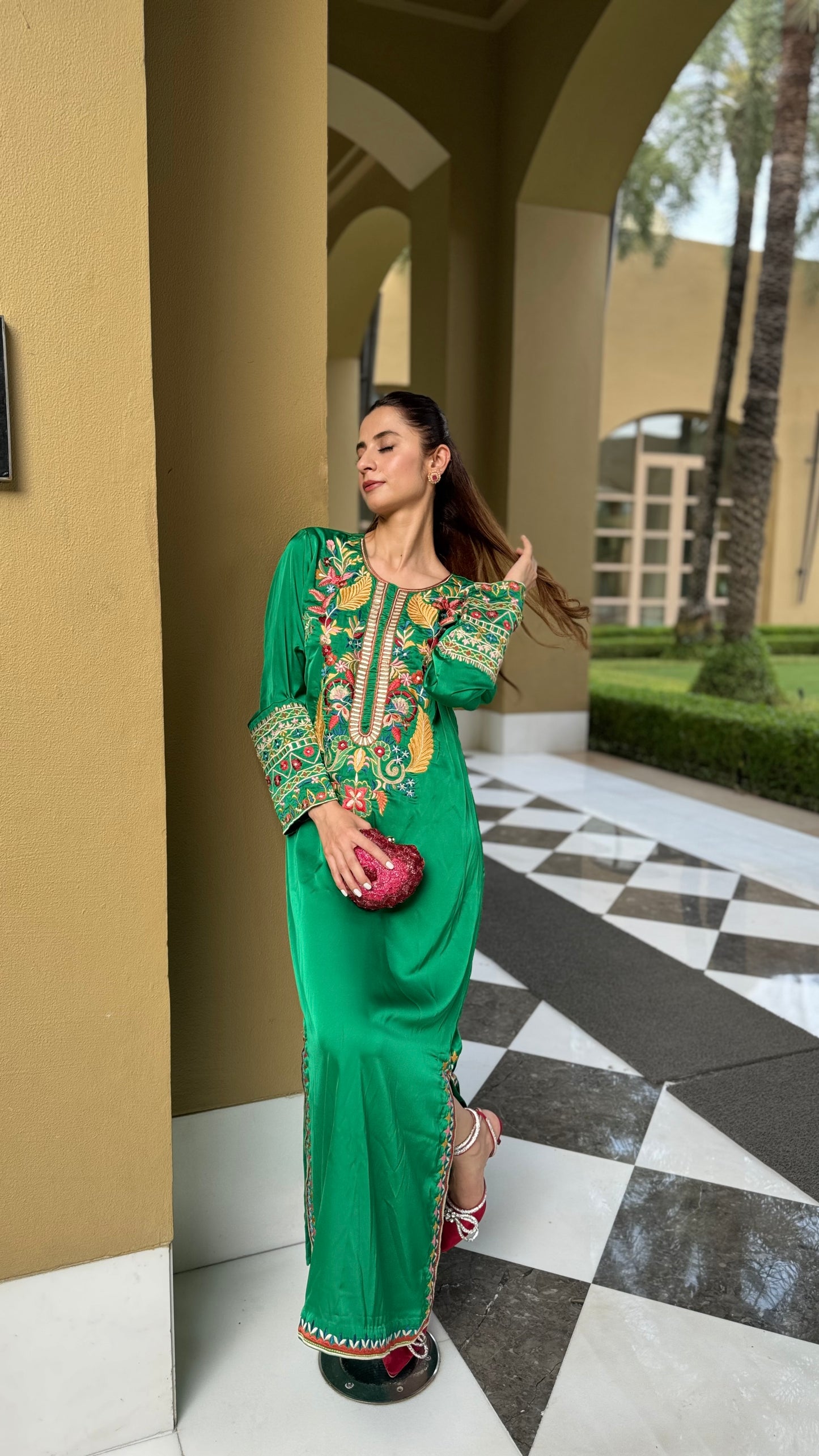 Gulnaar - Green Kaftaan