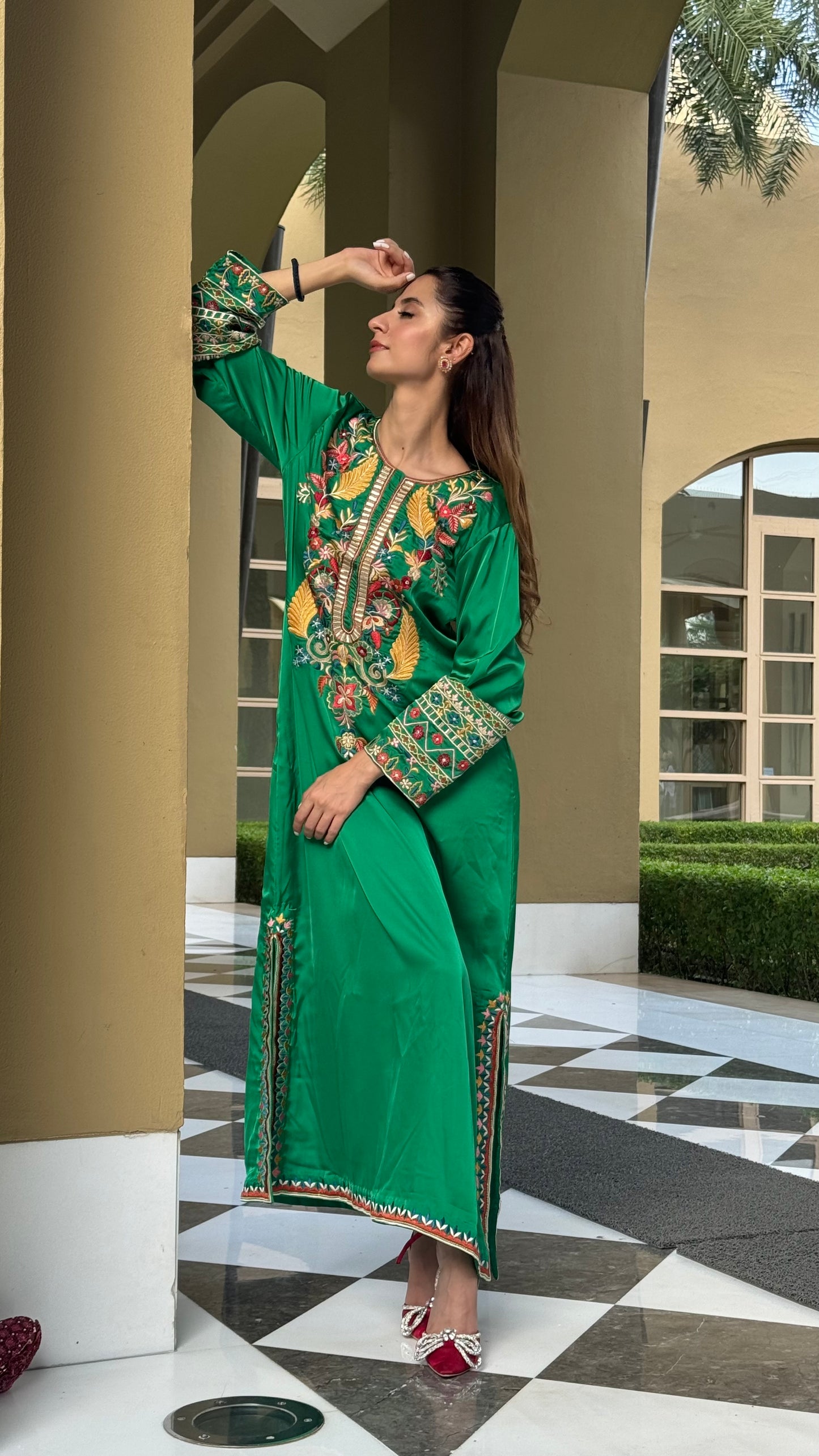 Gulnaar - Green Kaftaan