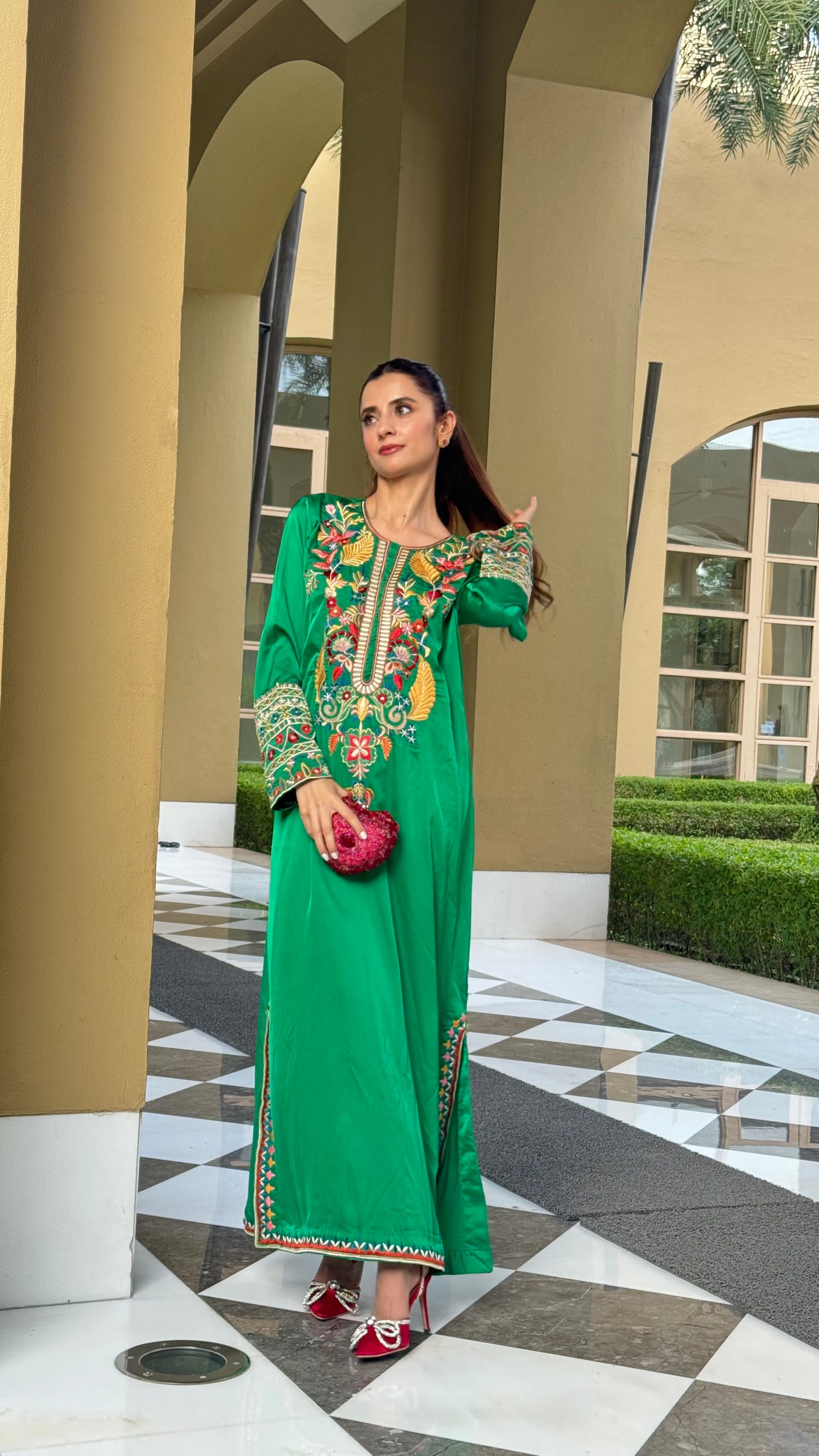 Gulnaar - Green Kaftaan