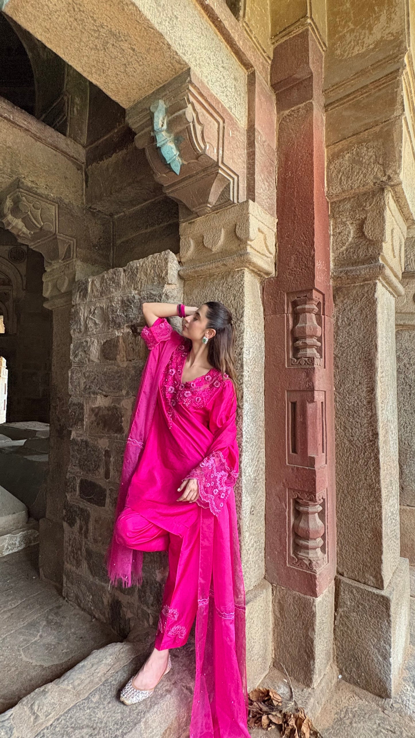 Gulaabo- Rani Pink Suit Set