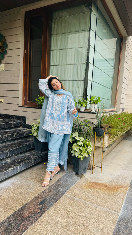 Noor-e-Aasmaan Embroidered Suit Set