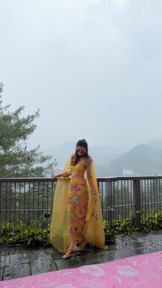 Mogra Cape Set