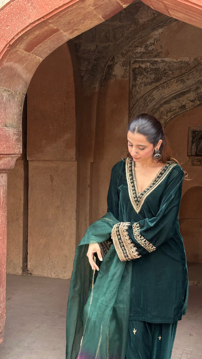 Saba Emerald Velvet suit set
